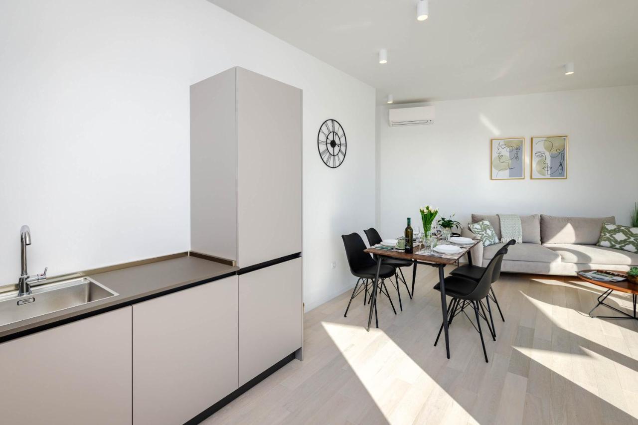 Apartment Klara Krk Town Bagian luar foto