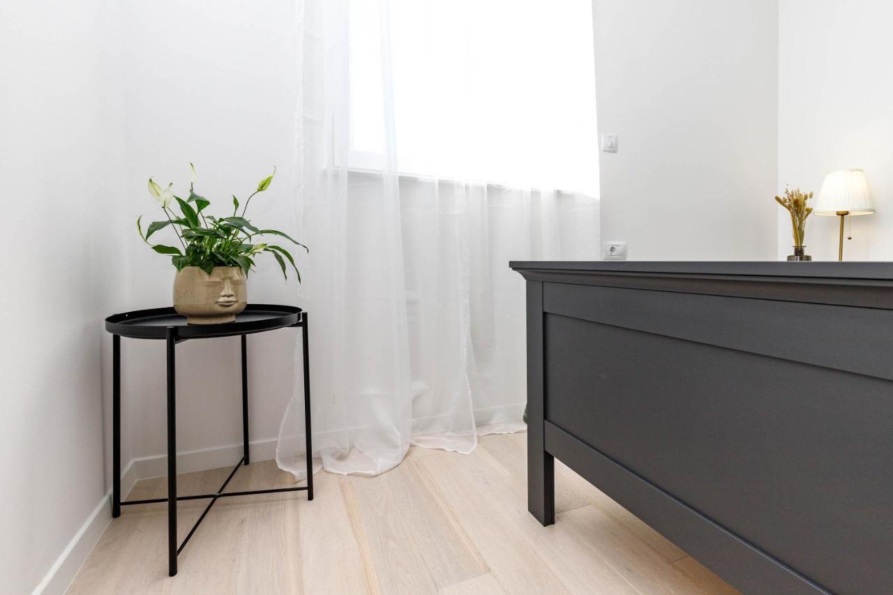 Apartment Klara Krk Town Bagian luar foto