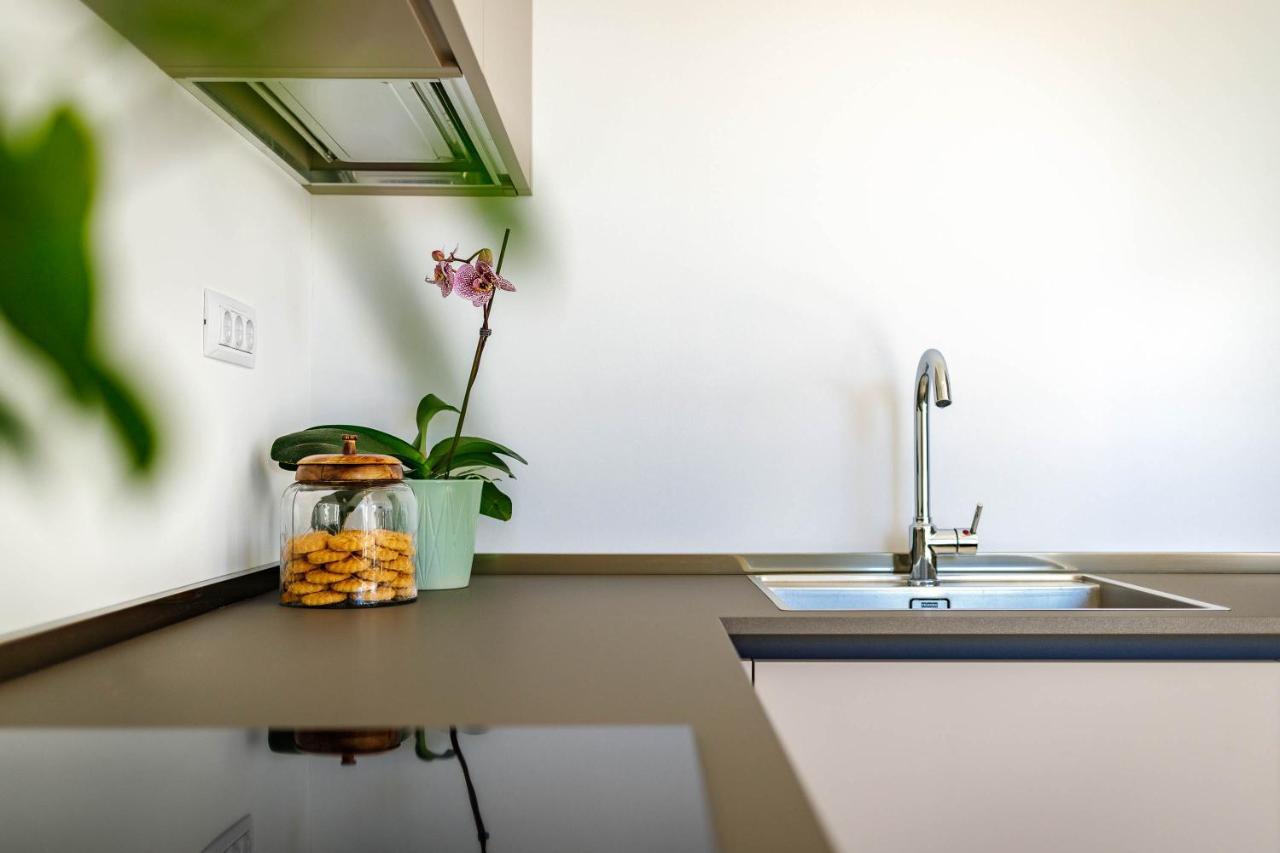Apartment Klara Krk Town Bagian luar foto